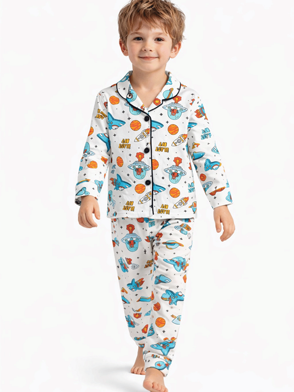 Ekru Uzay Desenli Düğmeli Erkek Çocuk Pijama Takımı