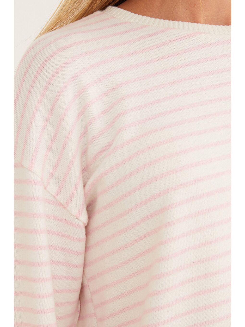 Pembe Çizgili Crop Triko Bluz-4