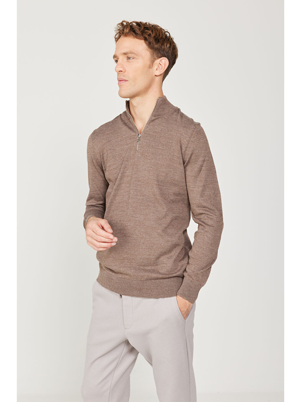 Bej Erkek Vizon Standart Fit Normal Kesim Bato Yaka Triko Kazak-3