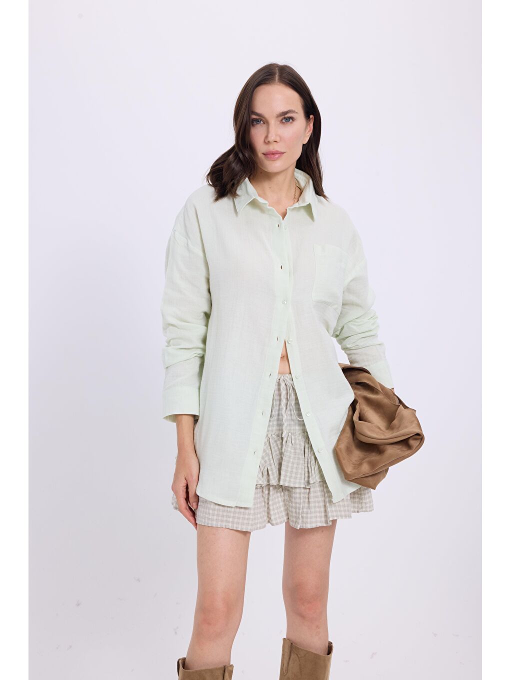 Karışık Kadın Oversize Geniş Kesim %100 Pamuk Müslin Kumaş Uzun Kollu Cepli Dokulu Açık Mint Gömlek