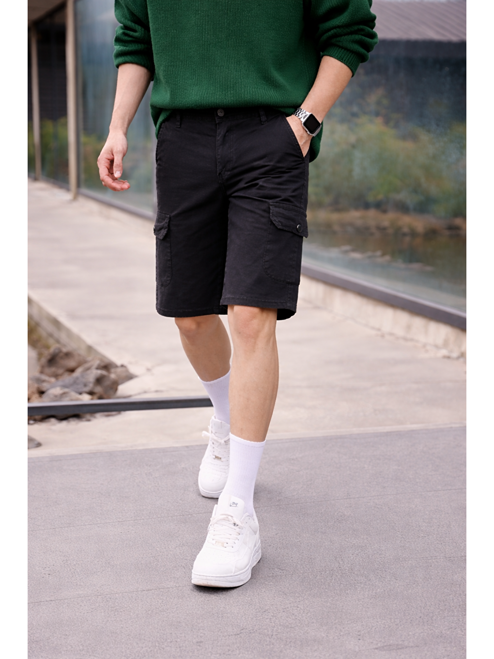 Erkek Trend Yüksek Bel Uzun Siyah Kargo Cep Şort-2