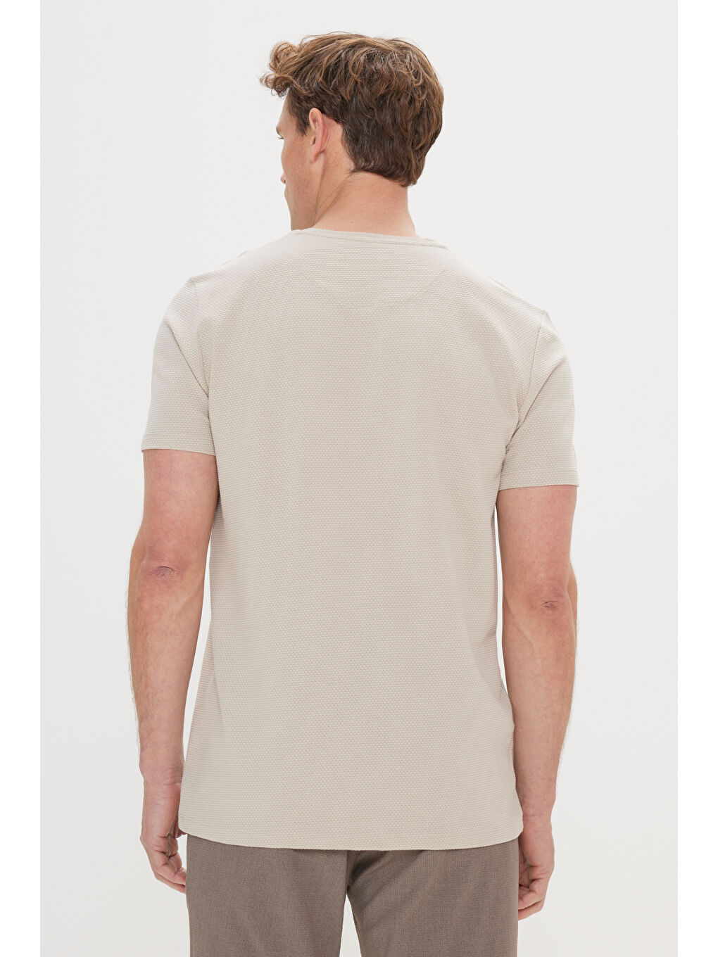 Erkek Bej Slim Fit Dar Kesim Bisiklet Yaka Kısa Kollu Yumuşak Tuşeli Basic Tişört-4