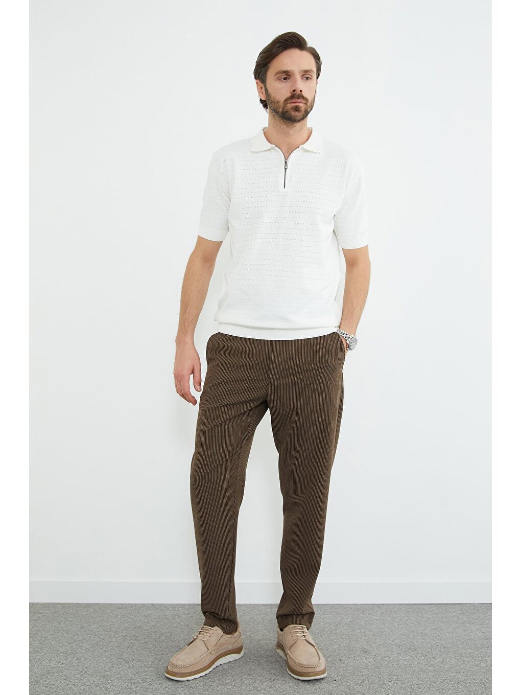 Kahverengi Çizgili Duble Paça Beli Bağlamalı Pantolon-1