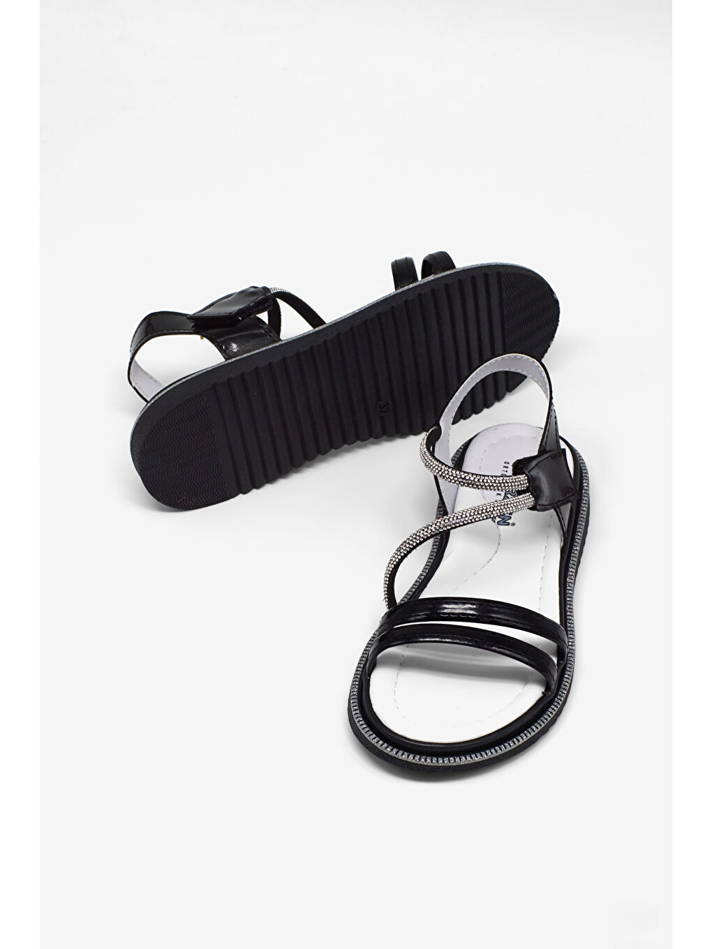 Çocuk Unisex Siyah Rugan Çocuk Sim Detaylı Sandalet-2