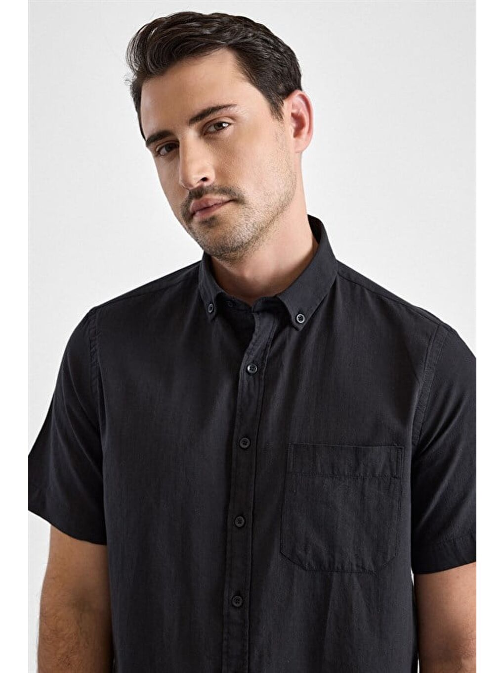 Siyah Regular Düğmeli Yaka Düz Casual Gömlek-1