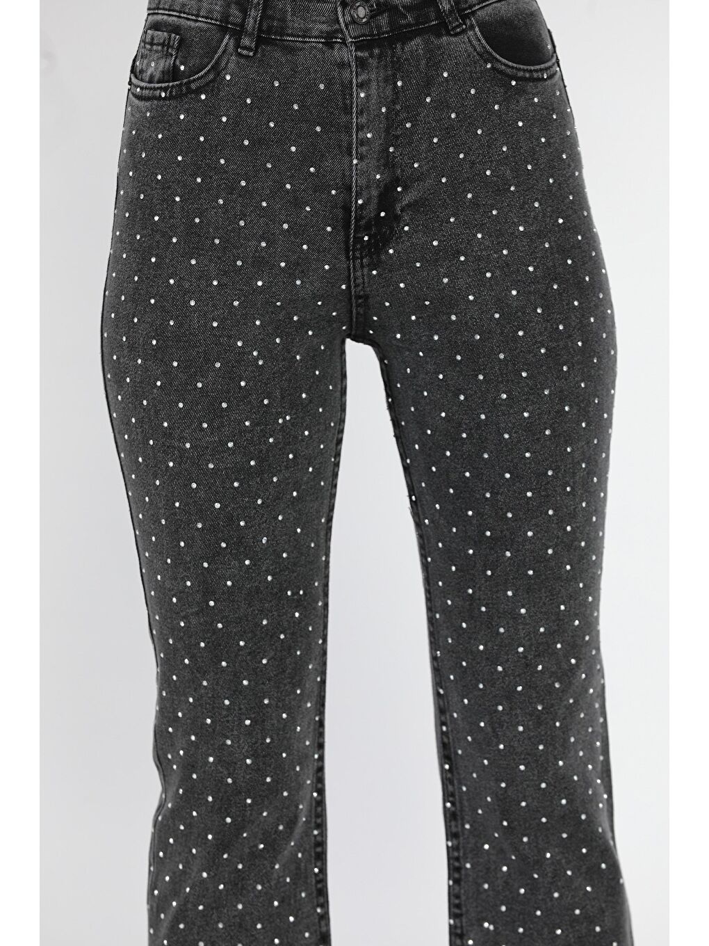 Gri Kadın Yüksek Bel Taş İşlemeli Yırtmaç Detaylı Jean Pantolon-3