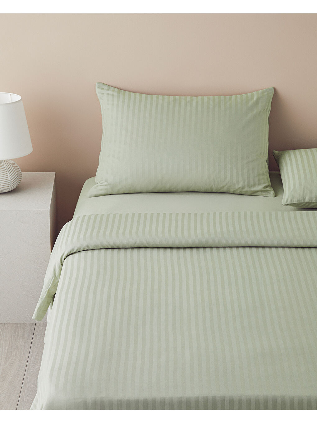 Crystal İpeksi Twill King Size Nevresim Takımı 240x220 cm Yeşil-1