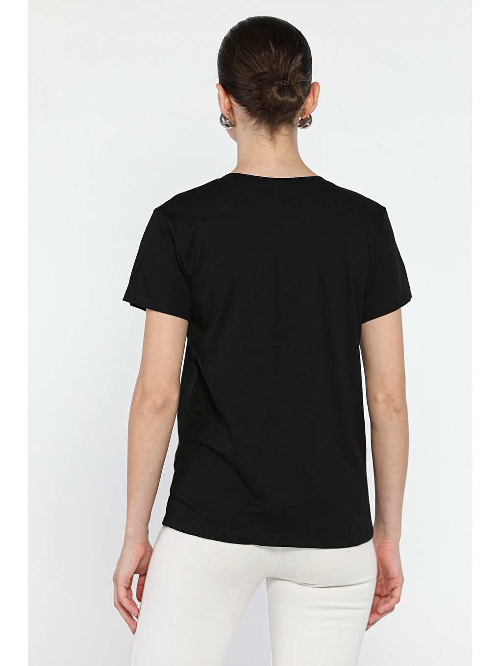 Siyah Ön Baskılı Kadın Tişört-2