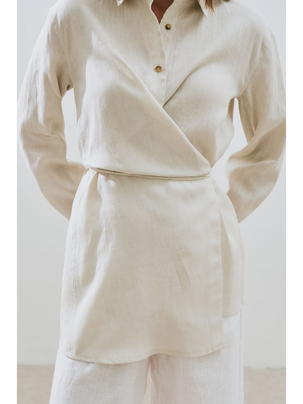 Bej Keten Bağlama Detaylı Gömlek Taş-3