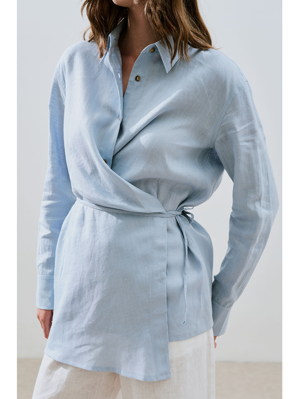 Keten Bağlama Detaylı Gömlek Mavi-4