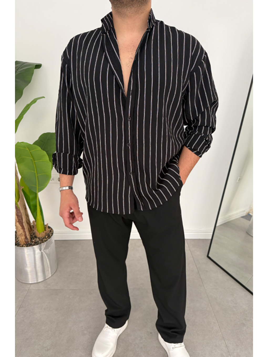 Erkek  Regular Dikine Çizgili Gömlek Siyah