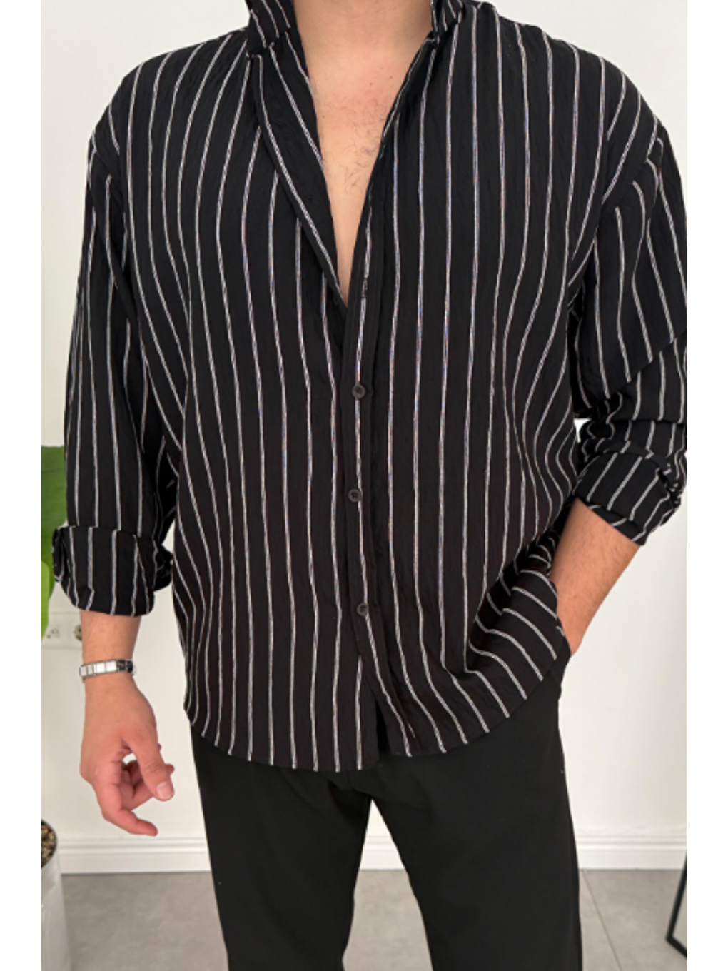 Erkek  Regular Dikine Çizgili Gömlek Siyah-1