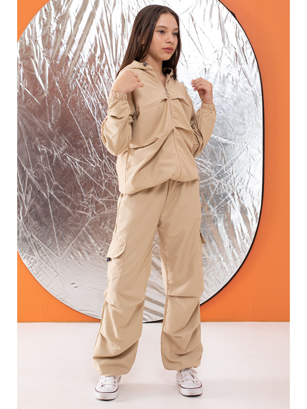 Ekru Krem Kapüşonlu Hırkalı Kız Çocuk Paraşüt Eşofman Takımı 19532