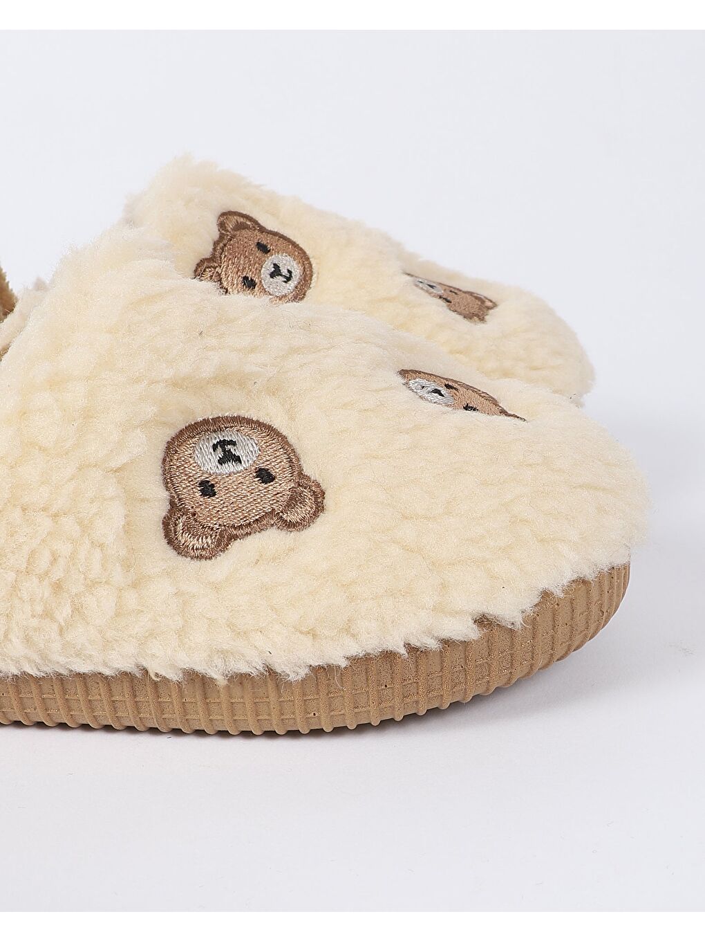 Ekru Çocuk Ayıcık Nakış Desenli Ev Ayakkabısı - BEARMOOD-3