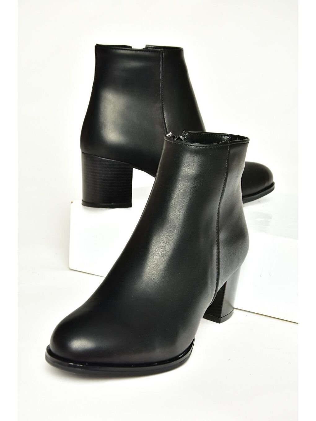 T8201800 Siyah Kadın Topuklu Ayakkabı-5