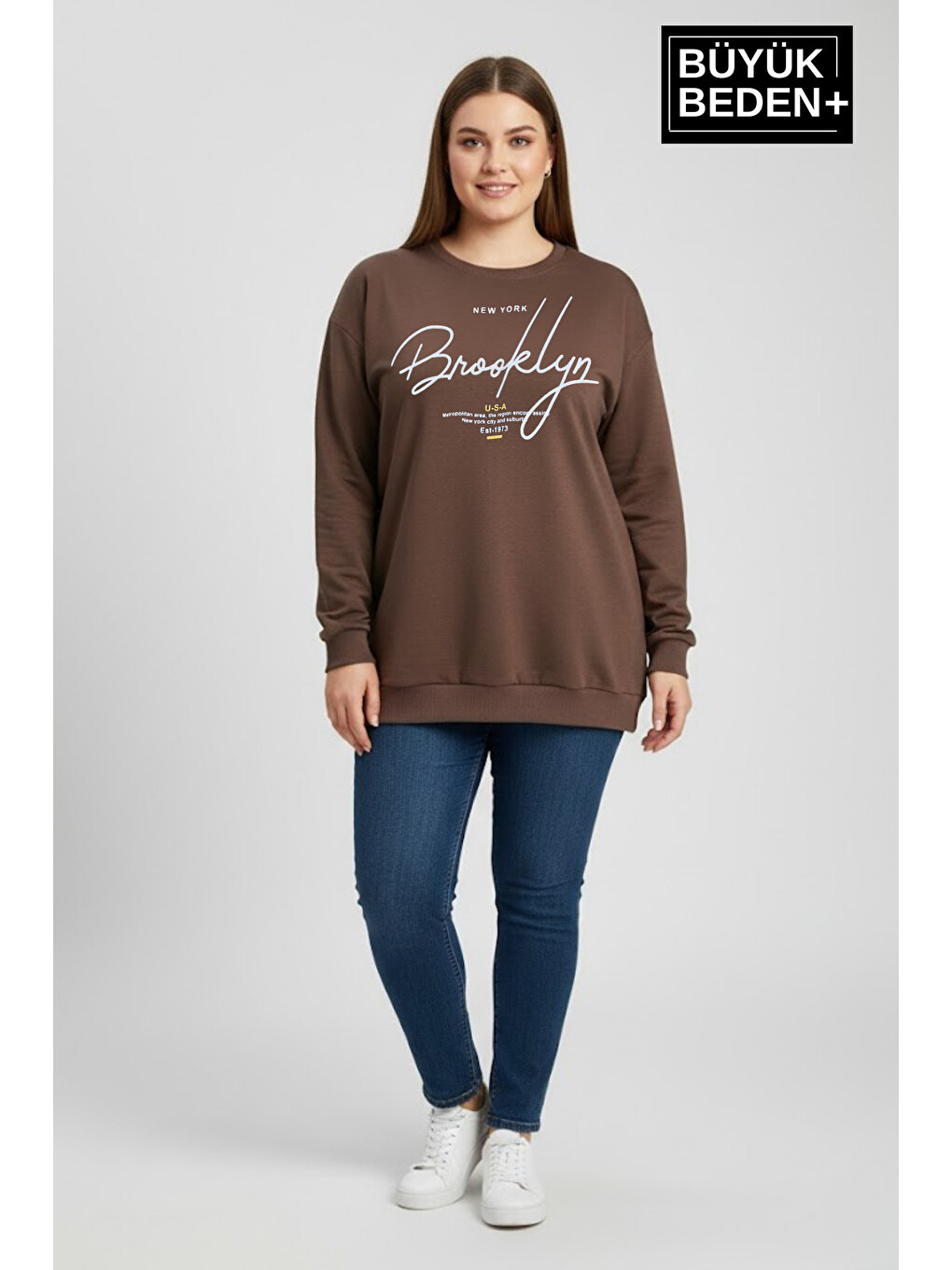 Kahverengi Kadın Büyük Beden El Yazılı Brooklyn Baskılı Bisiklet Yaka İnce Sweatshirt SPR26BSWK956-6