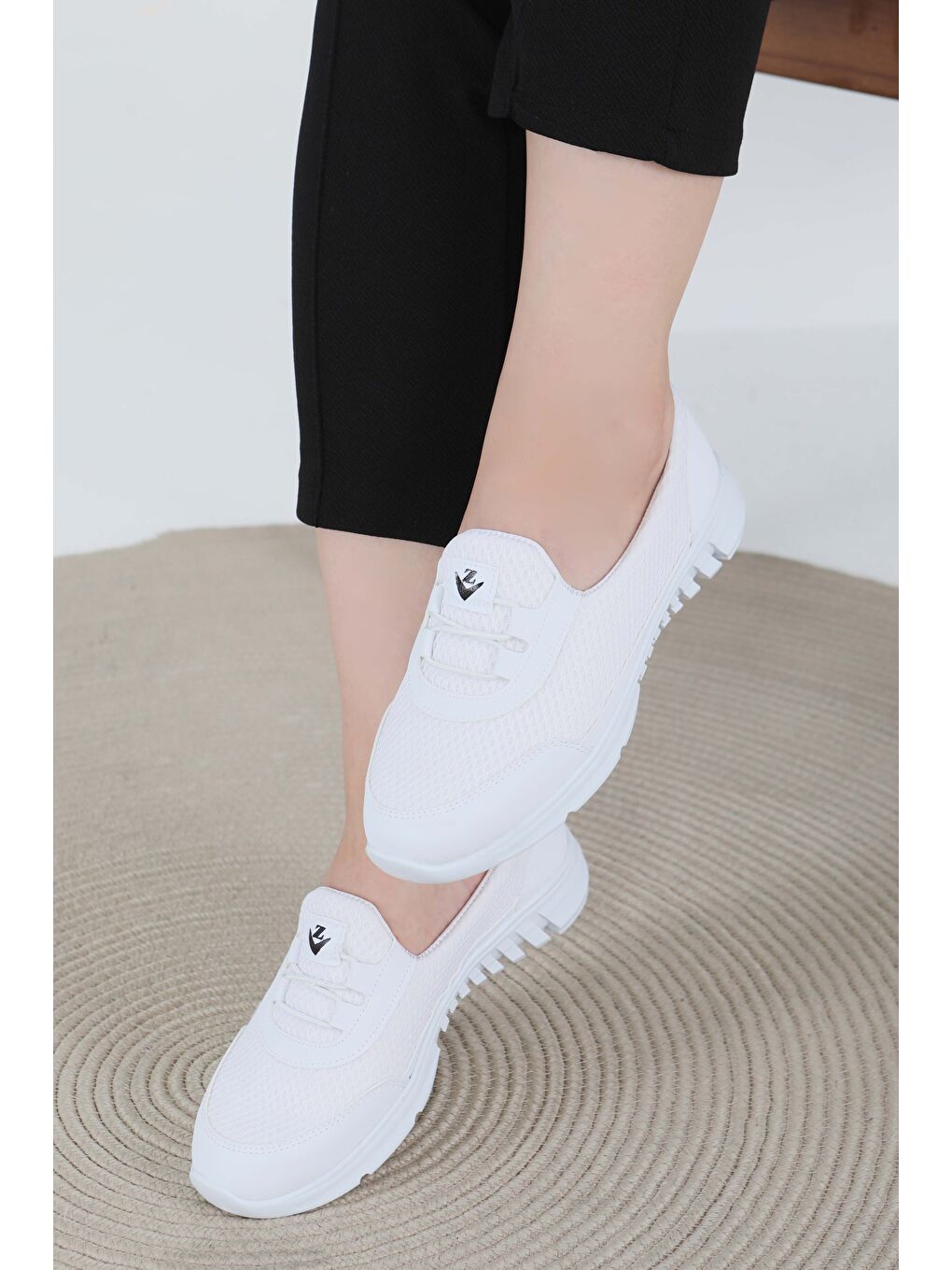 Kadın Beyaz Lastikli File Babet - 27475-3