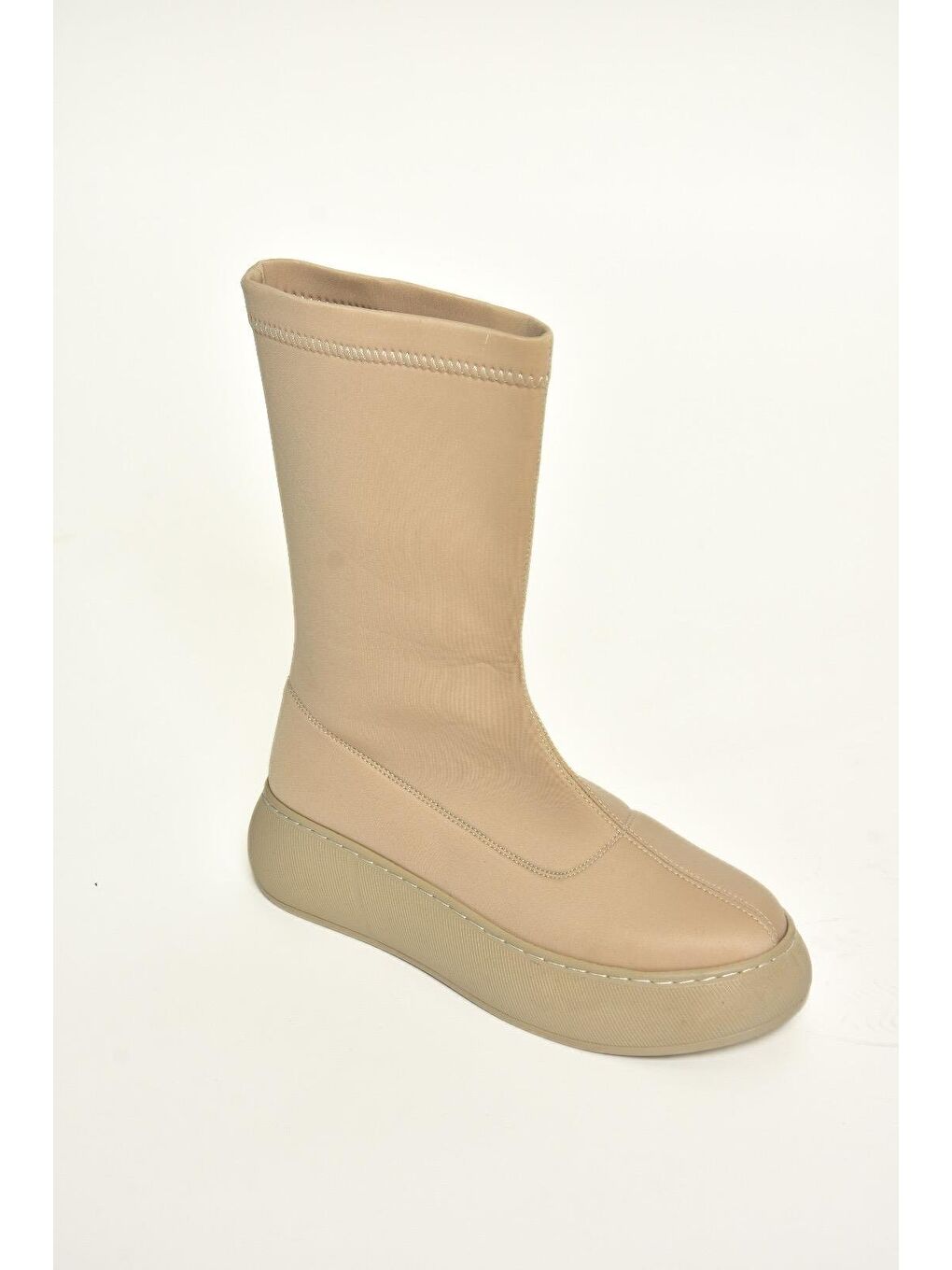 T8112309 Bej Kadın Bot-3