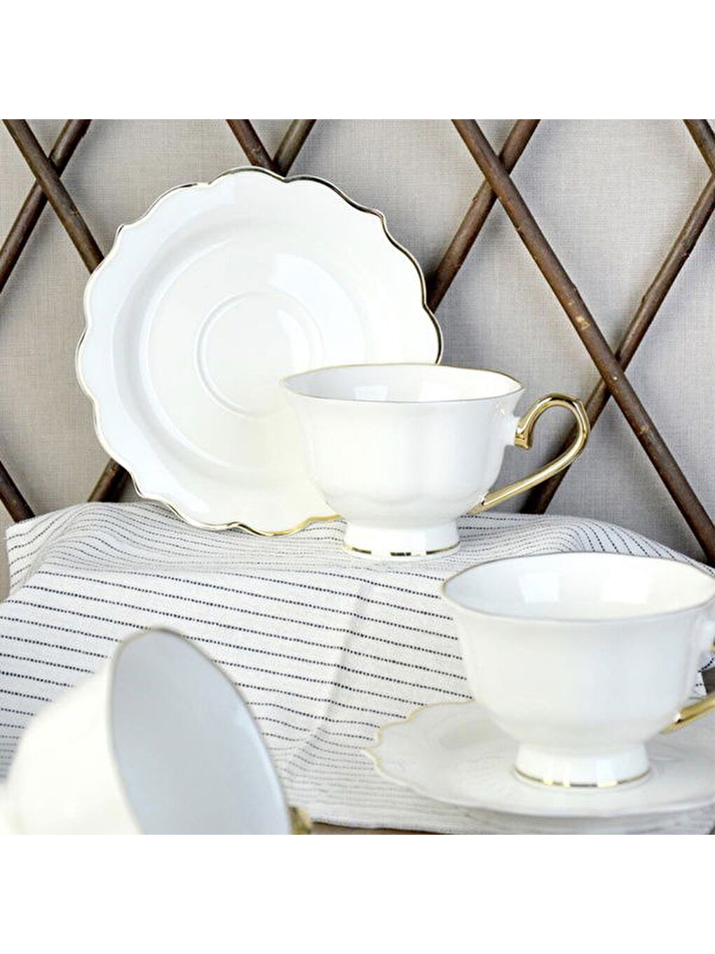 Stella Porselen 6'lı Gold Kulplu Kahve Fincanı - Beyaz / Altın-2