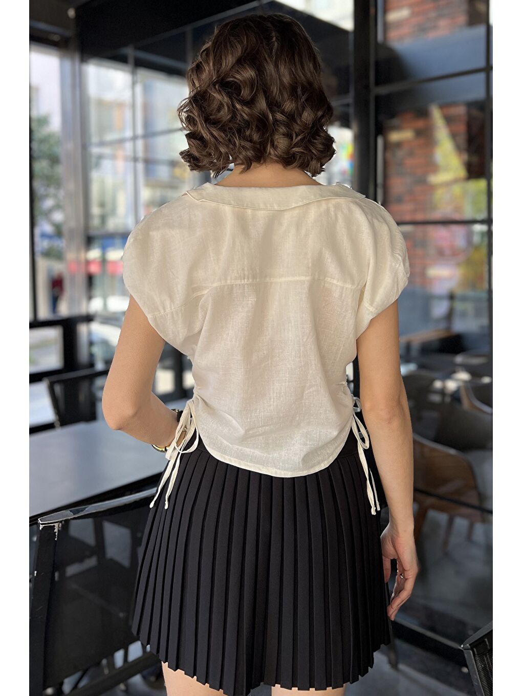 Ekru Kol Lastikli Yan Bağcıklı Kadın Gömlek-2