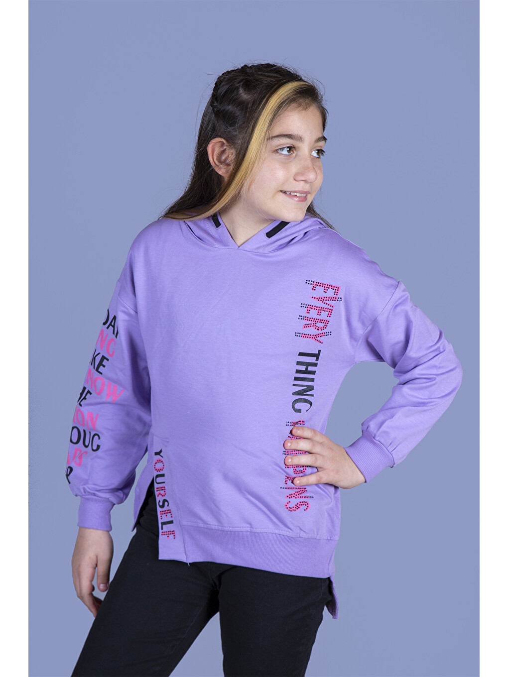 Lila Kız Çocuk Kapüşonlu Yırtmaç Detaylı Baskılı Sweatshirt