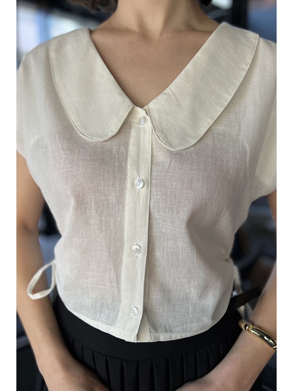 Ekru Kol Lastikli Yan Bağcıklı Kadın Gömlek-3