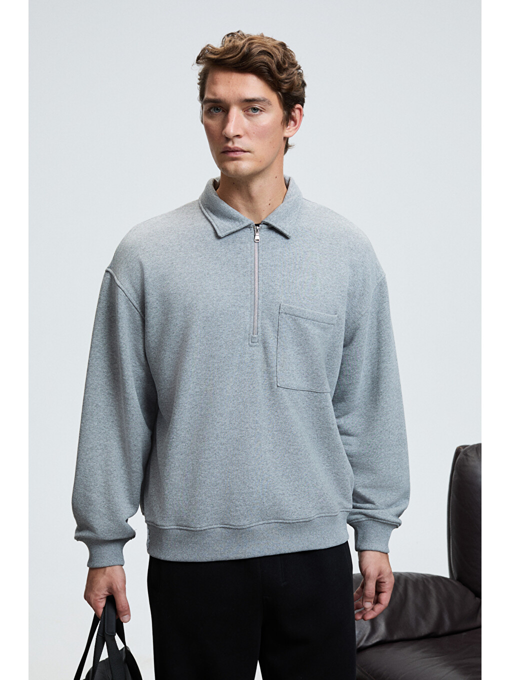 August Erkek %100 Pamuk Yarım Fermuarlı Yakalı Cepli Süs Etiketli Gri Melanj Sweatshirt-3