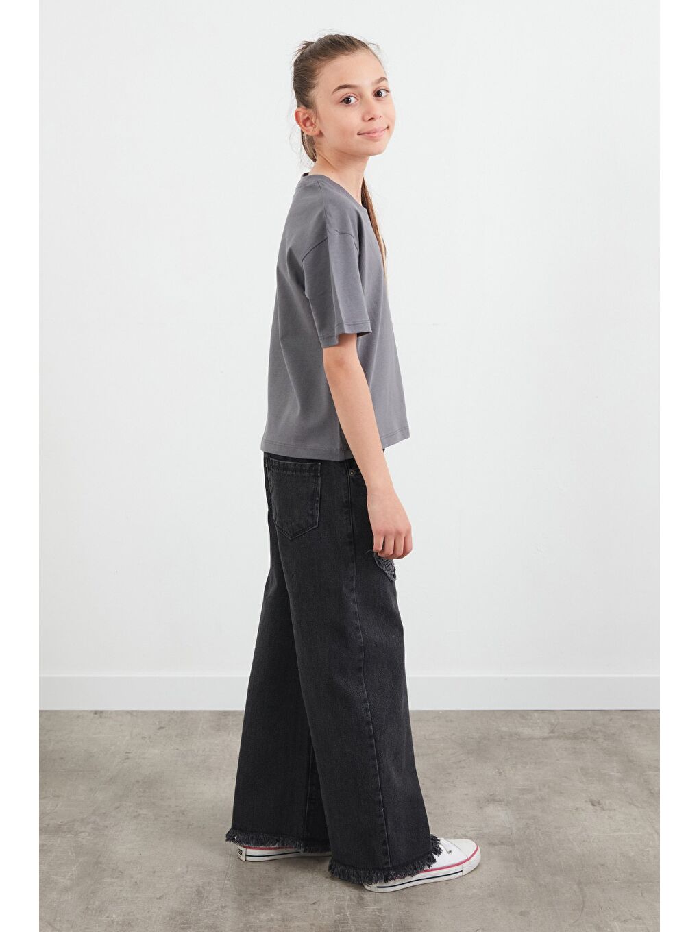 Antrasit %100 Pamuk Basic Kız Çocuk Tişört-4