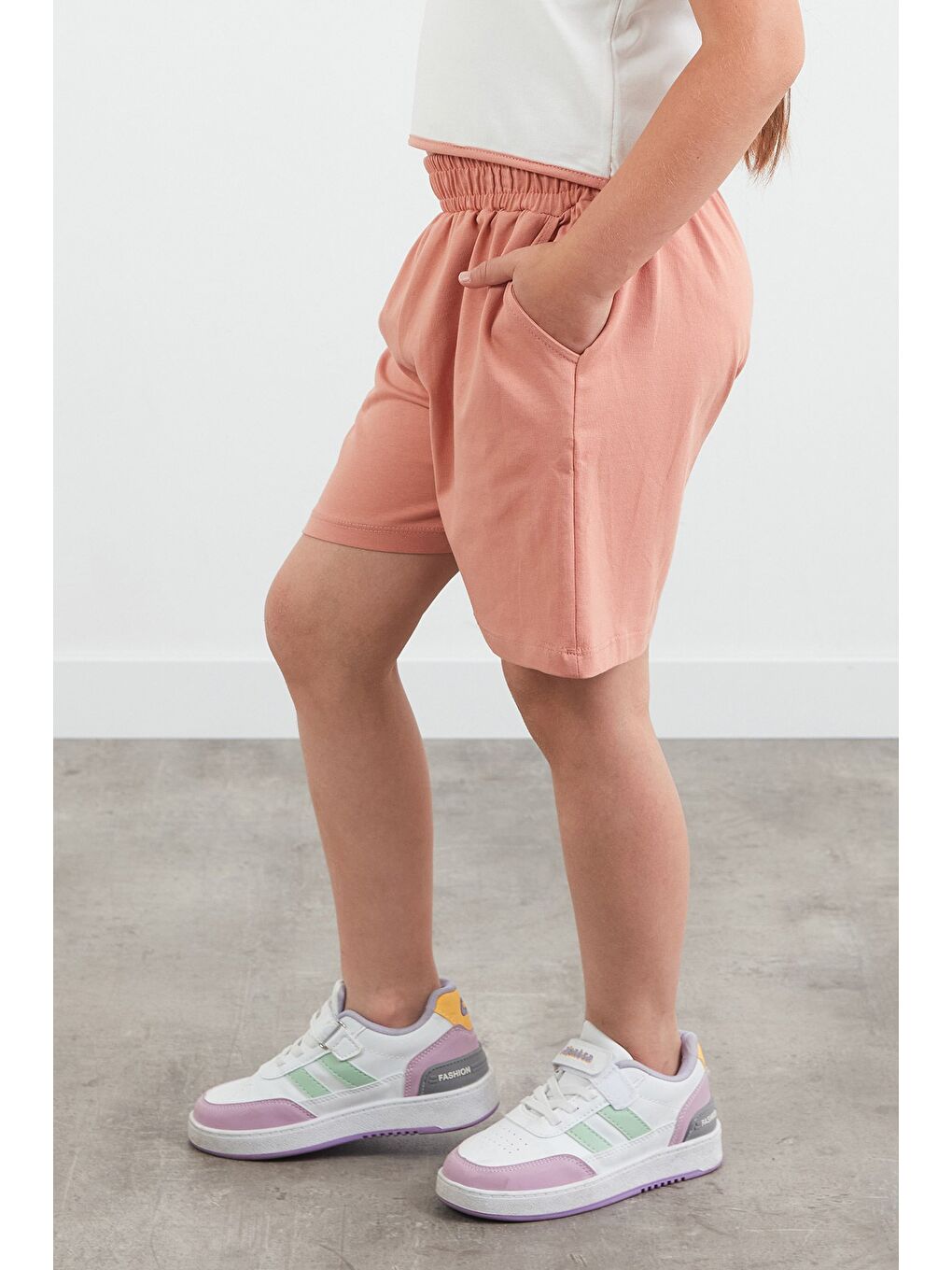 Pembe Kalp Baskılı Ribanalı Kız Çocuk Şortlu Takım-3