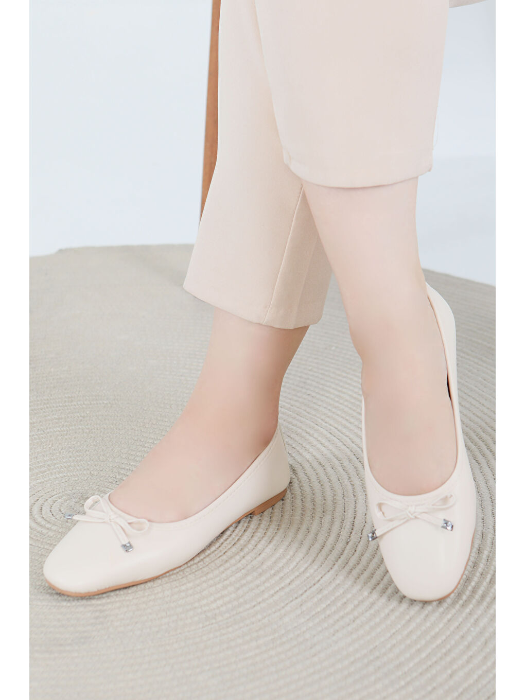 Ekru Kadın Krem Fiyonklu Babet - 27476-4