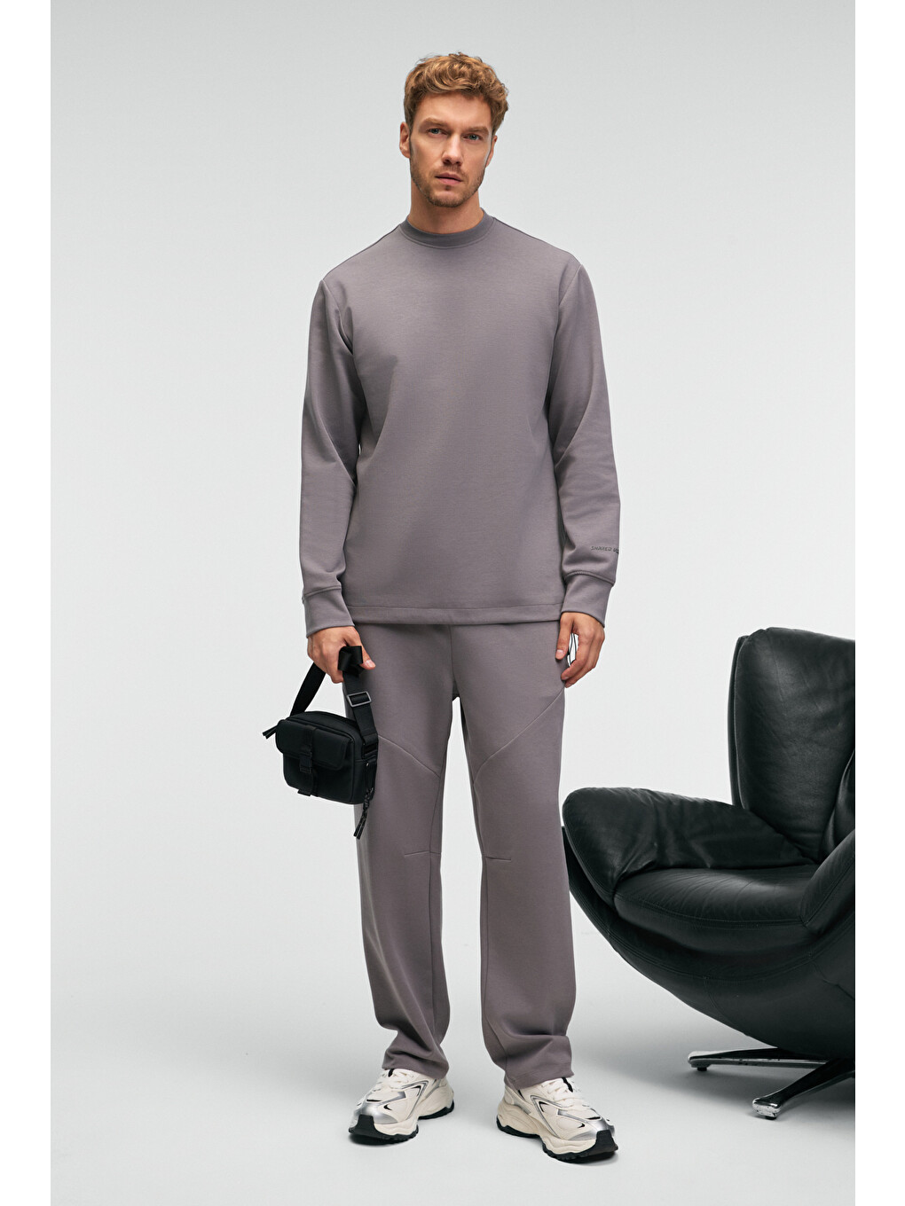 Edmund Erkek Kolu Baskılı Eteği Lastik Ve Stoperli Bisiklet Yaka Koyu Gri Sweatshirt-1