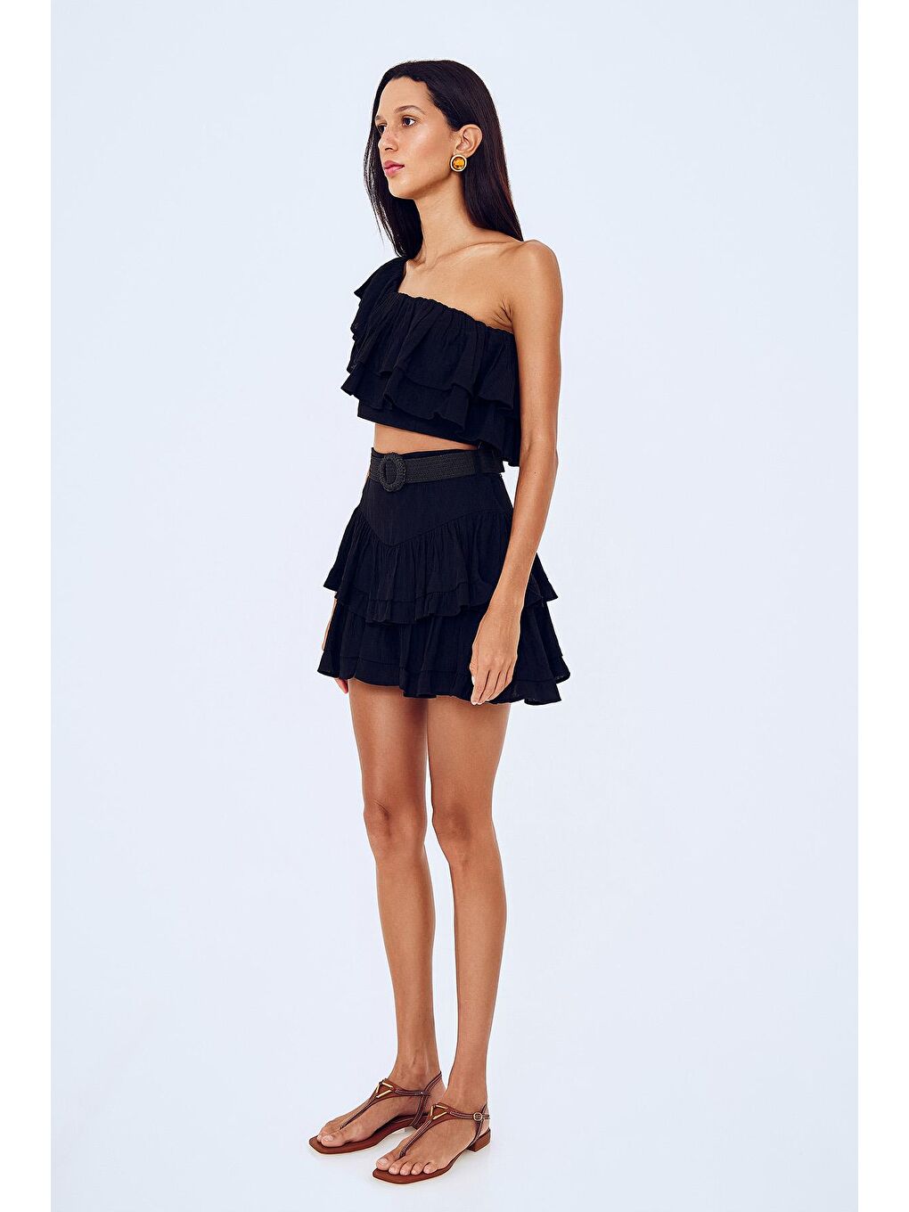 Hasır Kemer Aksesuarlı Katlı Mini Etek Siyah-3