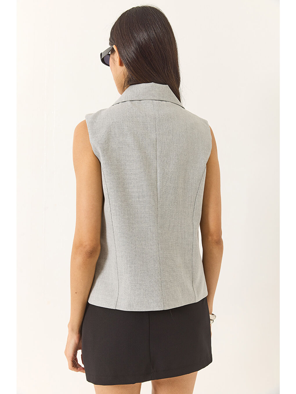 Gri Kadın Şal Yaka Asimetrik Kesim Yelek-6