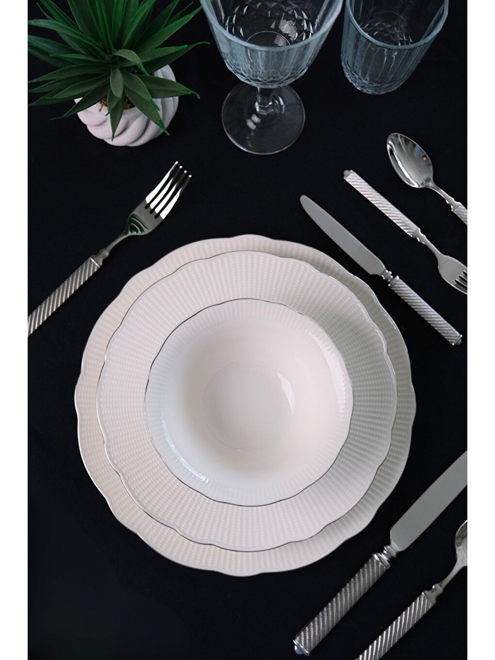 Beyaz Porselen İlay Yemek Takımı Platin Yaldızlı 6 Kişilik 24 Parça-1