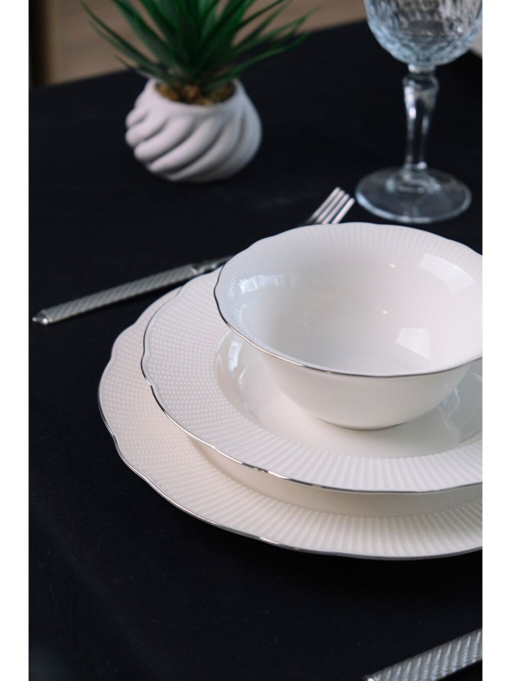 Beyaz Porselen İlay Yemek Takımı Platin Yaldızlı 6 Kişilik 24 Parça-3