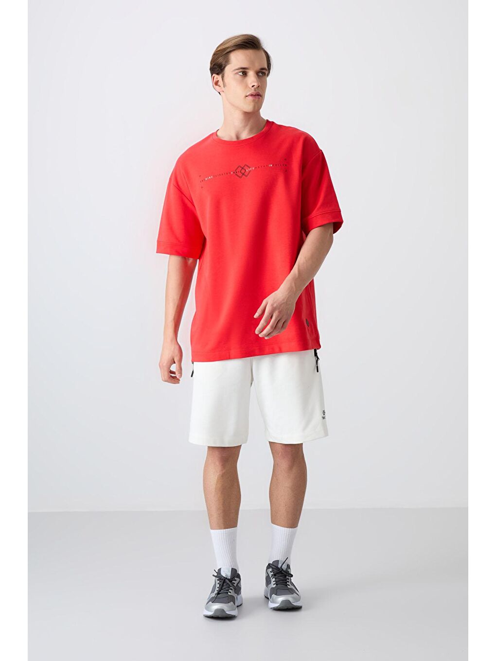 TOMMYLIFE Kırmızı Pamuklu Kalın Yumuşak Dokulu Oversize Fit Baskılı Erkek T-Shirt - 88323 - 2