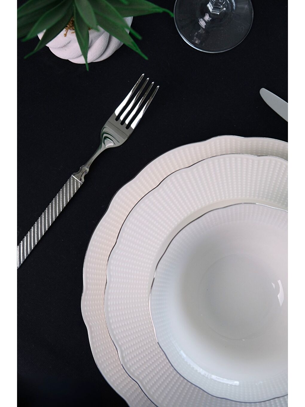 Beyaz Porselen İlay Yemek Takımı Platin Yaldızlı 6 Kişilik 24 Parça-5