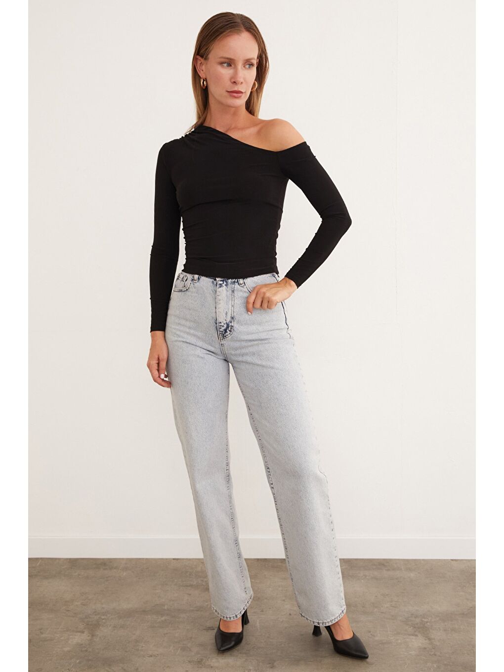 Siyah Basic Tek Omuz Bluz-4