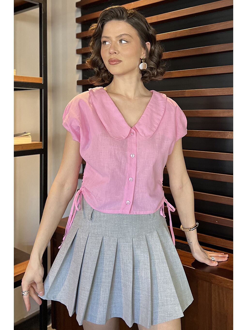 Pembe Kol Lastikli Yan Bağcıklı Kadın Gömlek