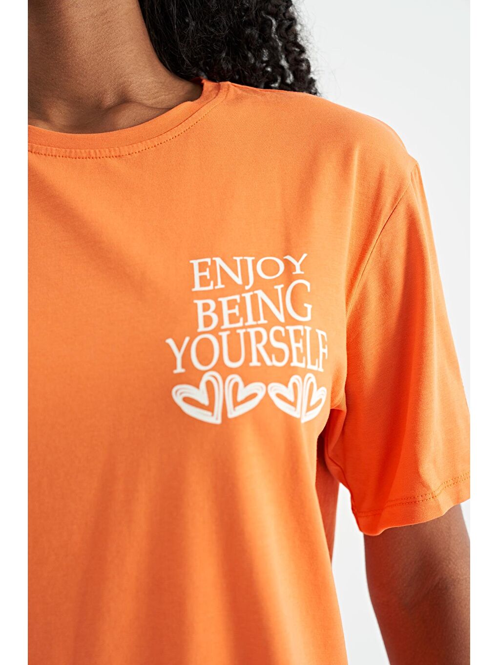 Veryperi Canlı Turuncu Oranj Ön Arka Baskılı O Yaka Kol Kesikli Oversize Kadın T-Shirt - 02267 - 1