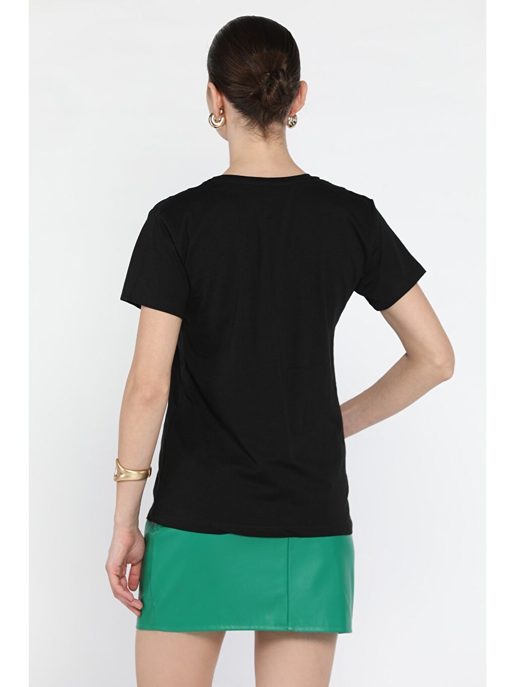 Siyah Kadın Dantel İşlemeli Bisiklet Yaka Tişört-2