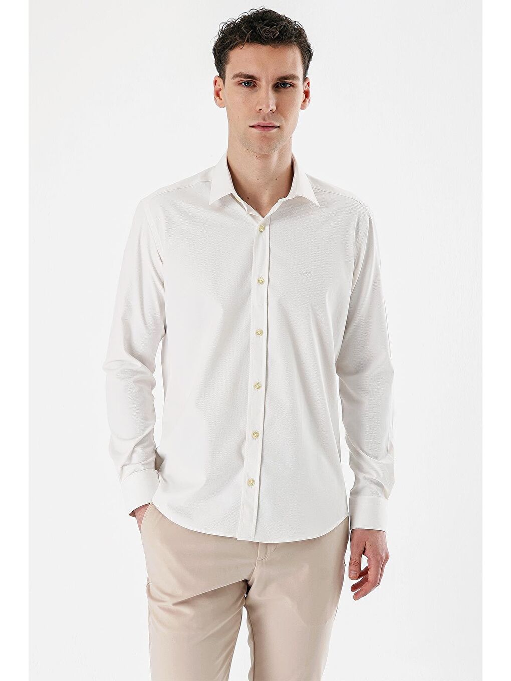 Kahverengi Açık Krem Uzun Kollu Armürlü Cepsiz Pamuklu Elastanlı Slim Fit Dar Kesim Gömlek 1004240193-4