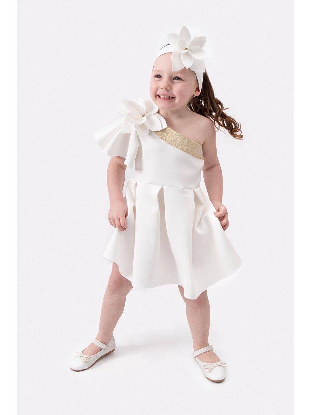 Beyaz Kız Çocuk Dalgıç Kumaş Pembe Çiçekli Bandalı Tek Omuz Elbise