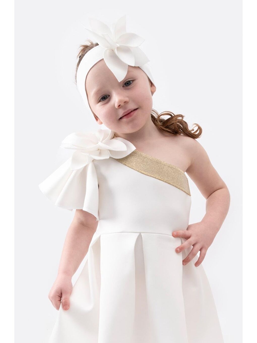 Beyaz Kız Çocuk Dalgıç Kumaş Pembe Çiçekli Bandalı Tek Omuz Elbise-1