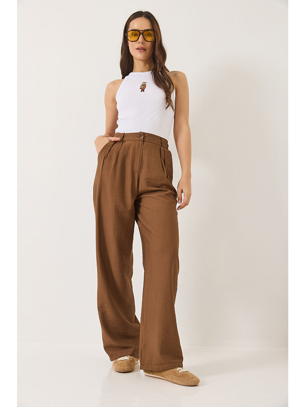 Kahverengi Kadın Cep Detaylı Palazzo Kumaş Pantolon-1