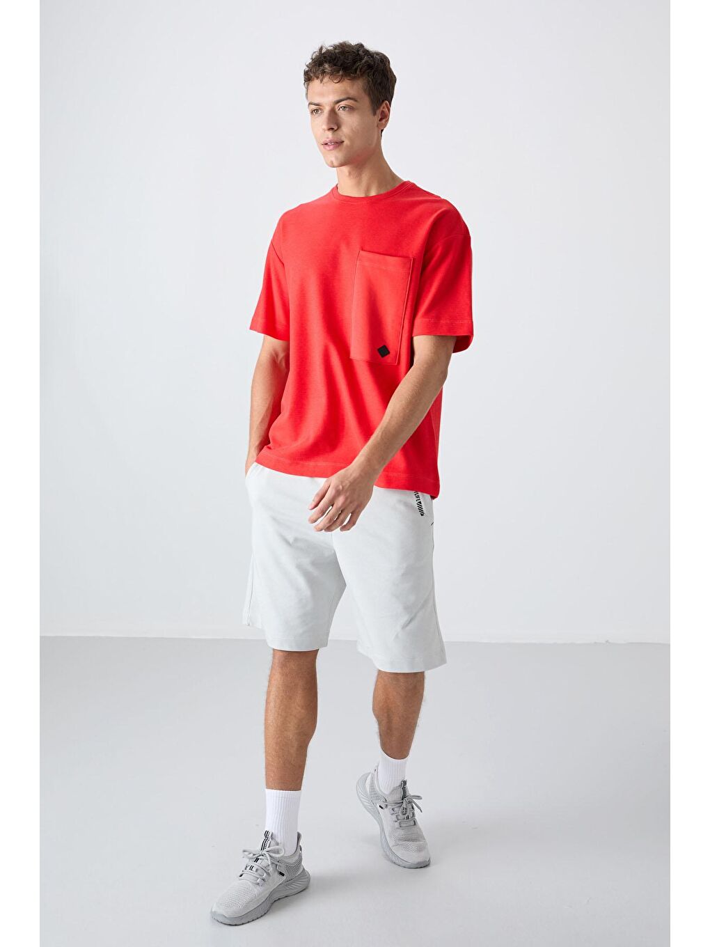 TOMMYLIFE Kırmızı Fiesta Pamuklu Kalın Yüzeyi Dokulu Oversize Fit Basic Erkek T-Shirt - 88341 - 2