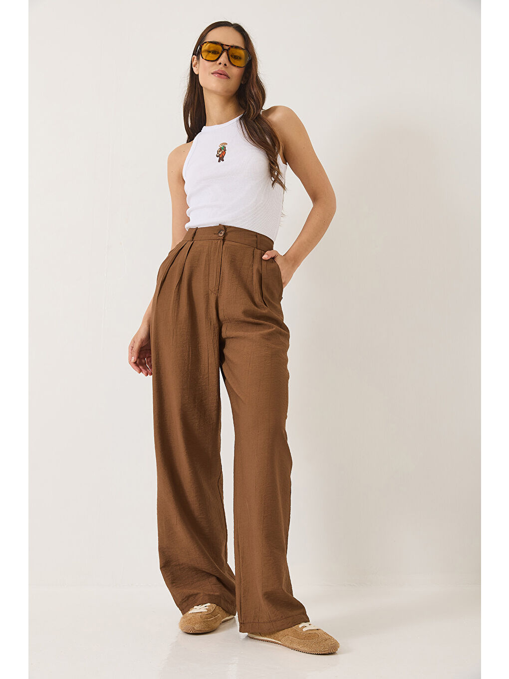 Kahverengi Kadın Cep Detaylı Palazzo Kumaş Pantolon-3