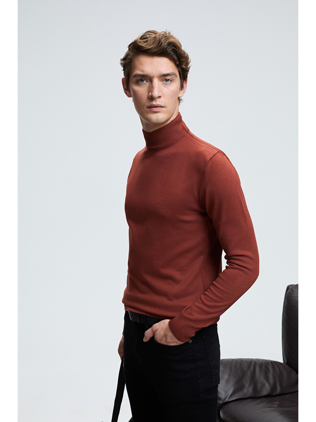 Kahverengi Rebel Erkek Yarım Balıkçı Yaka Basic Slim Fit Triko Kiremit Kazak-2
