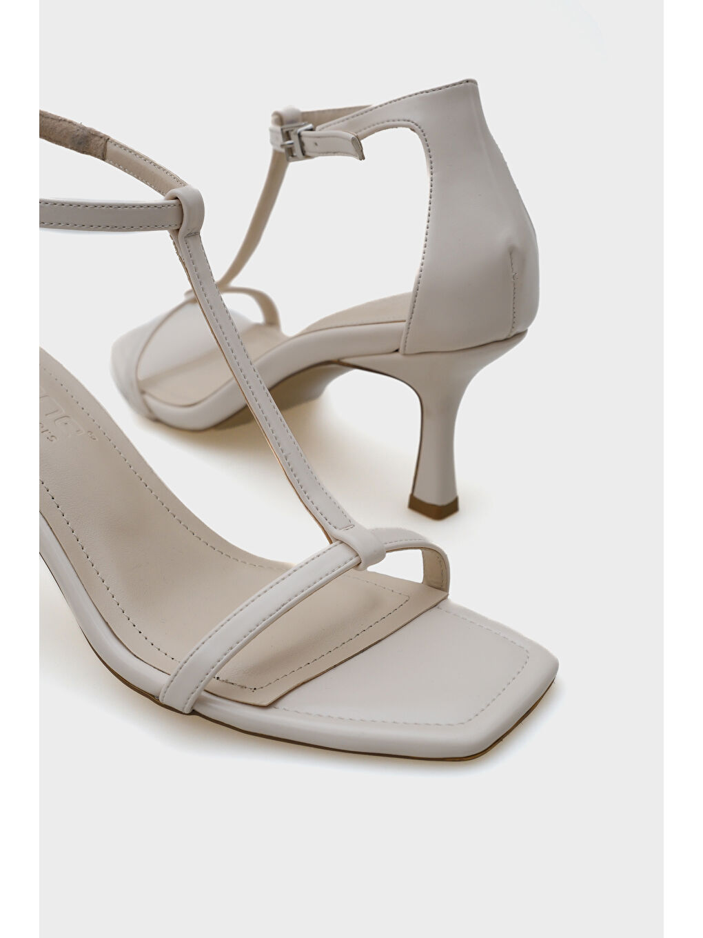 Ekru Dalia Orta Topuklu Bilekten Bantlı Kadın Sandalet-5
