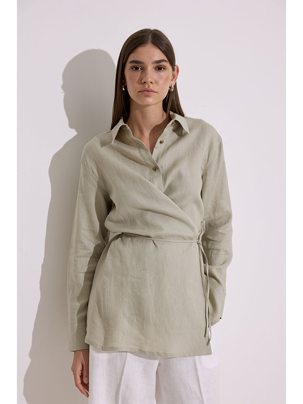 Keten Bağlama Detaylı Gömlek Yeşil-1